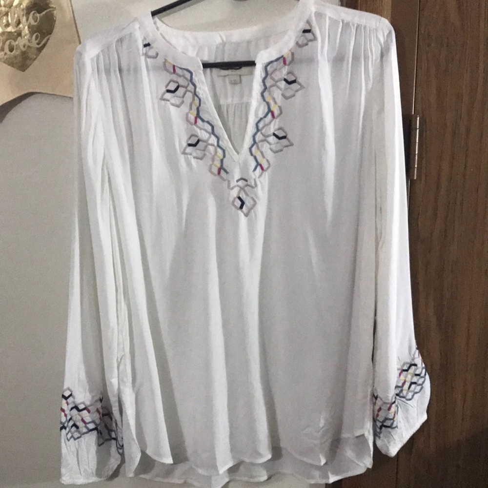 Loft | V Neck Geometric Blouse